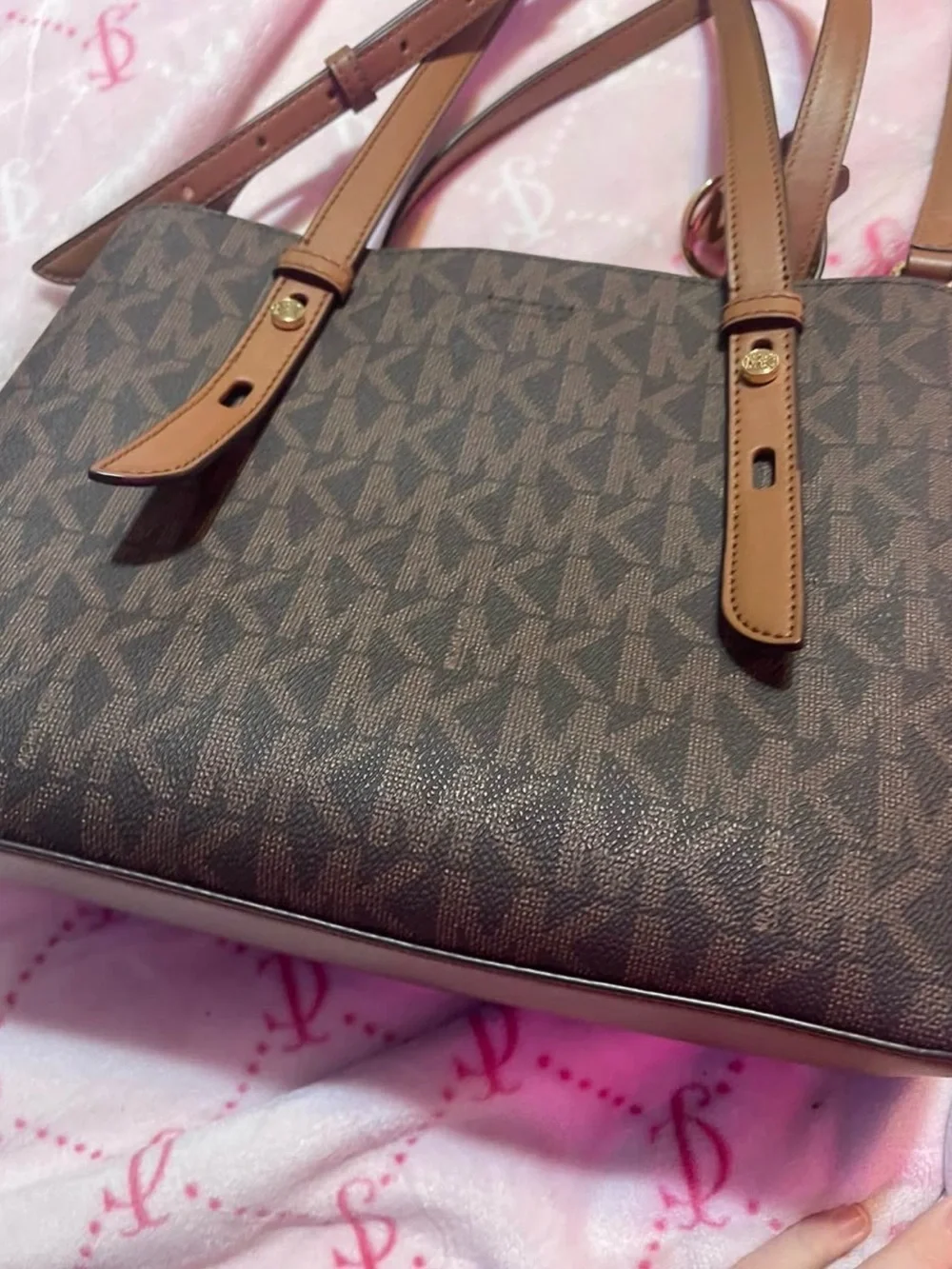 Michael Kors purse